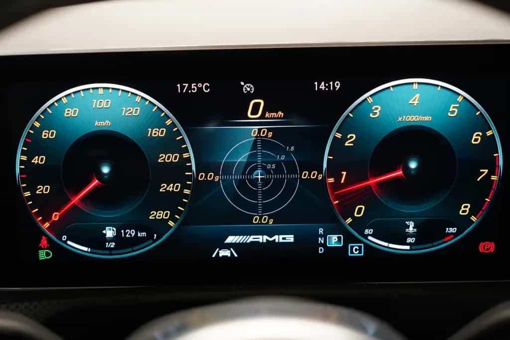 Mercedes-Benz A-Class 35 AMG 4Matic Unfallfrei*LED*Pano* 03/2019-photo-21