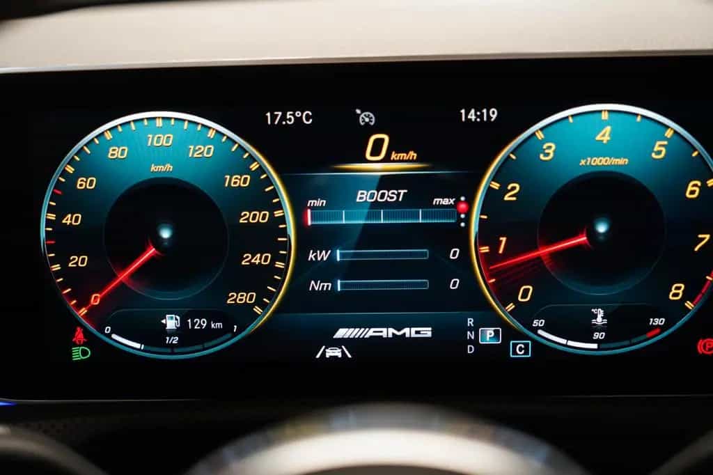 Mercedes-Benz A-Class 35 AMG 4Matic Unfallfrei*LED*Pano* 03/2019-photo-22