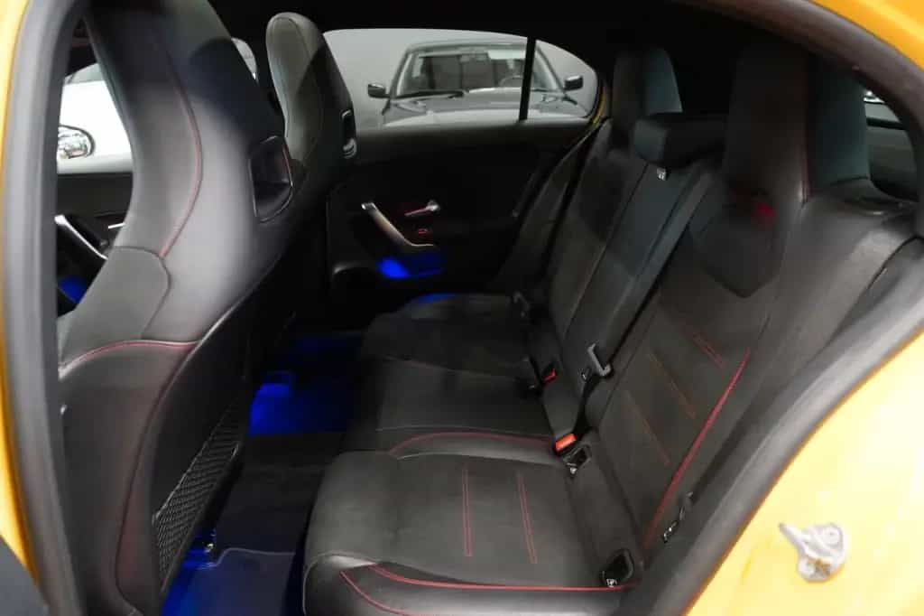 Mercedes-Benz A-Class 35 AMG 4Matic Unfallfrei*LED*Pano* 03/2019-photo-29