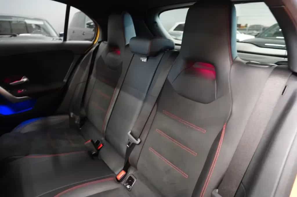 Mercedes-Benz A-Class 35 AMG 4Matic Unfallfrei*LED*Pano* 03/2019-photo-31