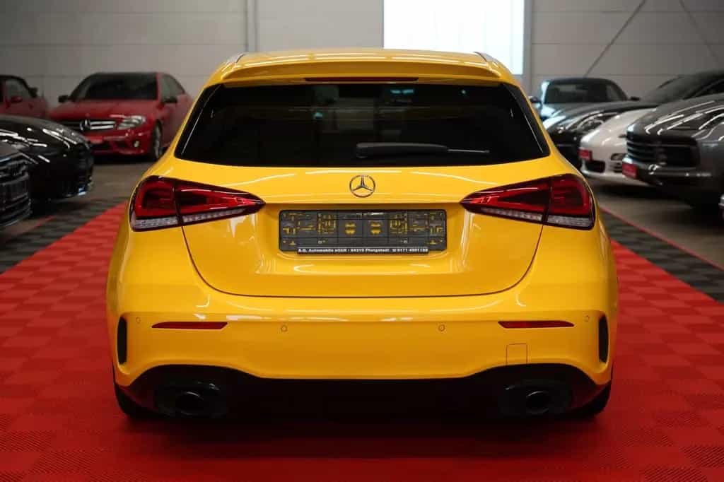 Mercedes-Benz A-Class 35 AMG 4Matic Unfallfrei*LED*Pano* 03/2019-photo-6
