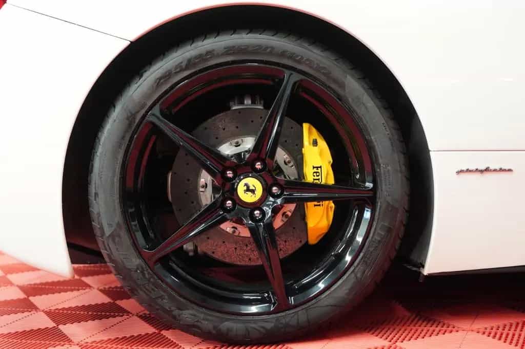 Ferrari 458 Italia Pininfarina *Unfallfrei* 09/2011-photo-11