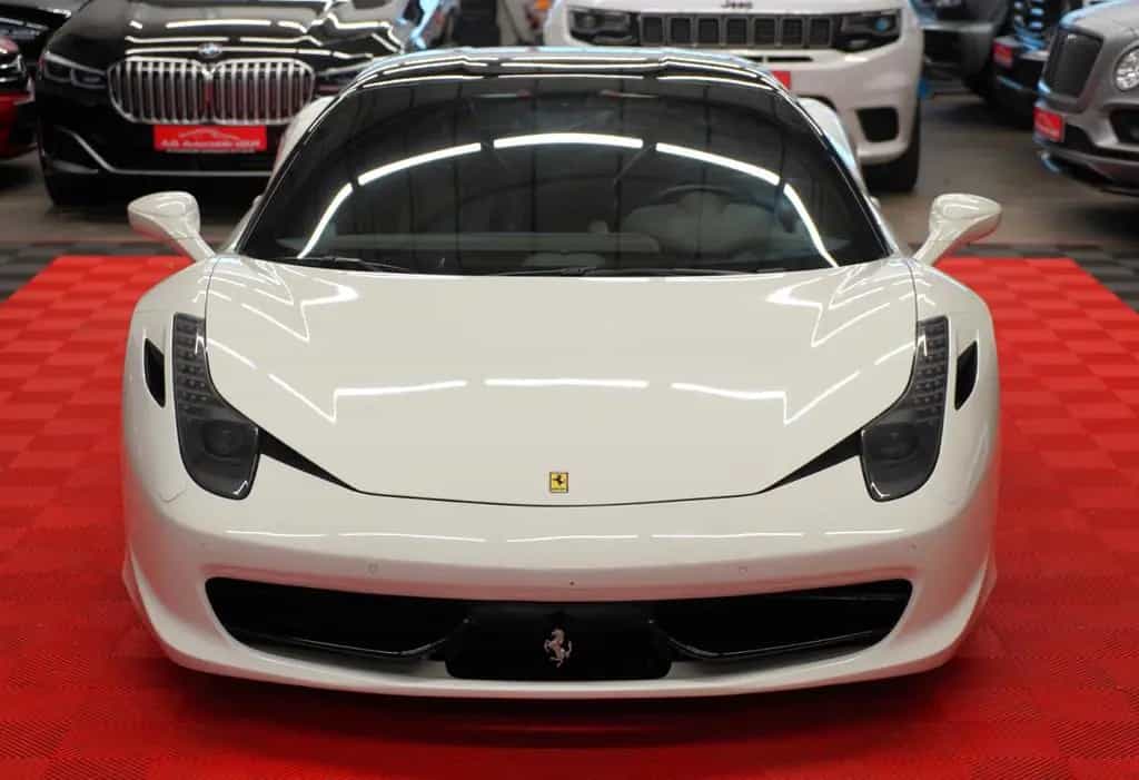 Ferrari 458 Italia Pininfarina *Unfallfrei* 09/2011-photo-2