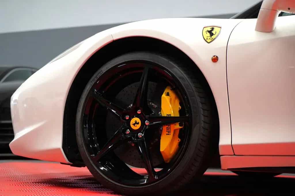 Ferrari 458 Italia Pininfarina *Unfallfrei* 09/2011-photo-20