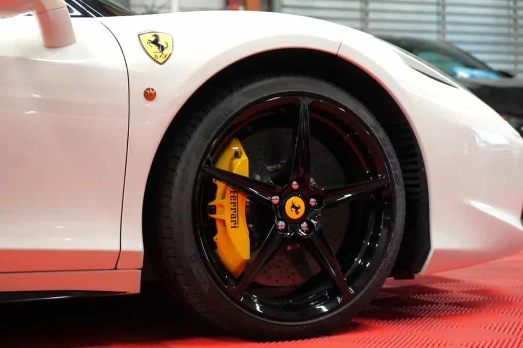 Ferrari 458 Italia Pininfarina *Unfallfrei* 09/2011-photo-8
