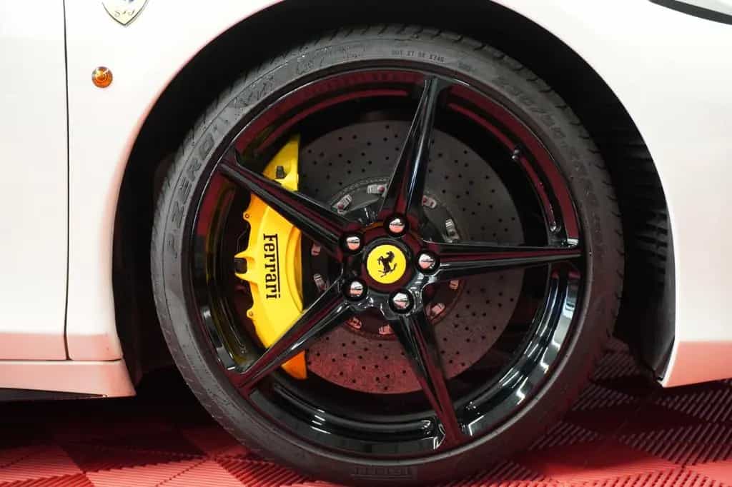 Ferrari 458 Italia Pininfarina *Unfallfrei* 09/2011-photo-9