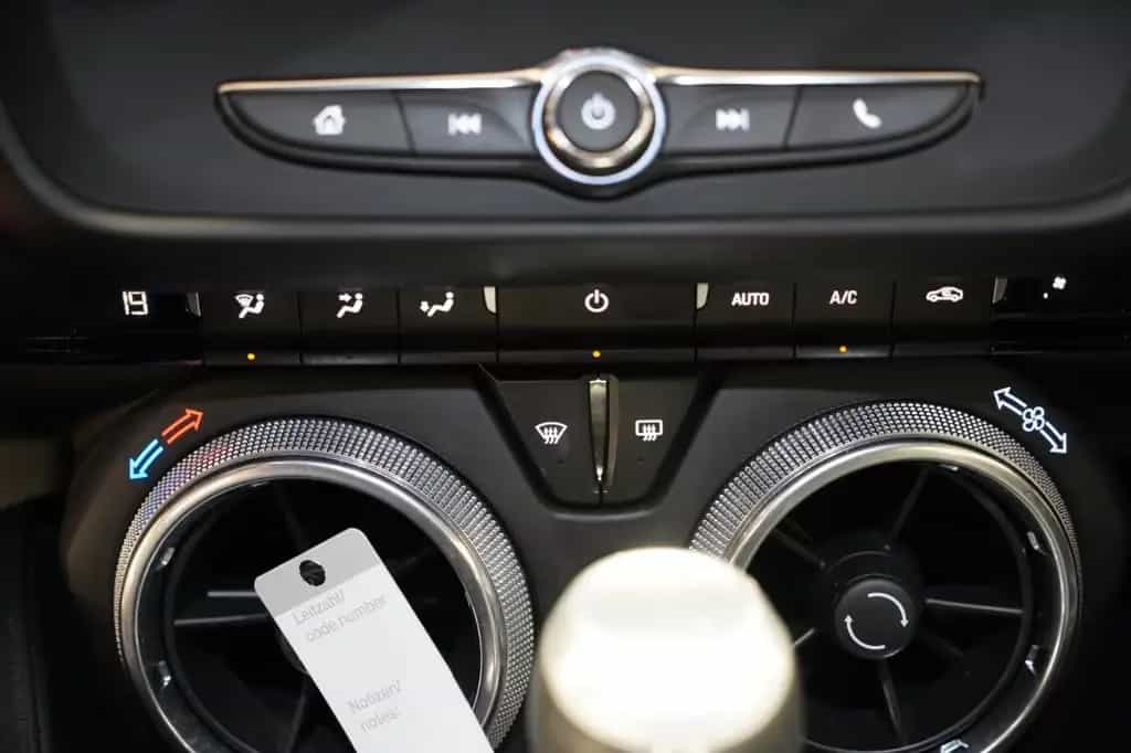 Chevrolet Camaro SS 6.2 Keyless-Go*Apple-Carplay*Wi-Fi* 01/2021-photo-25