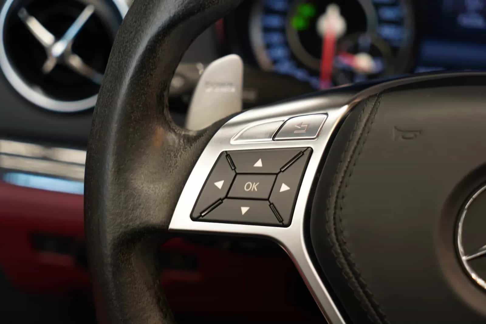 Mercedes-Benz SL-Class 63 AMG 06/2014-photo-31