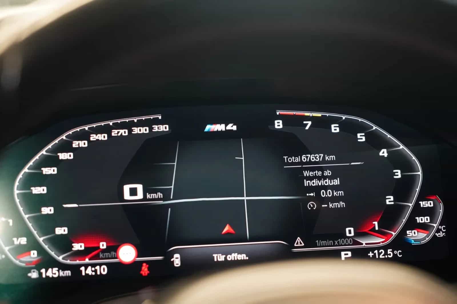 BMW M4 06/2021-photo-30