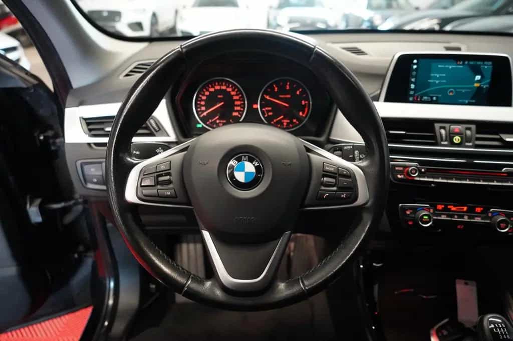 BMW X1 16d S-Drive 2.Hand*Unfallfrei*Navi*Sportsitz* 11/2017-photo-19