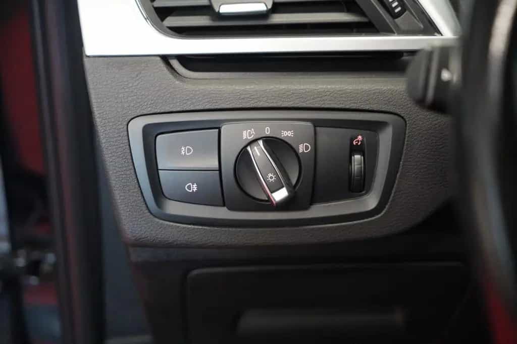 BMW X1 16d S-Drive 2.Hand*Unfallfrei*Navi*Sportsitz* 11/2017-photo-22