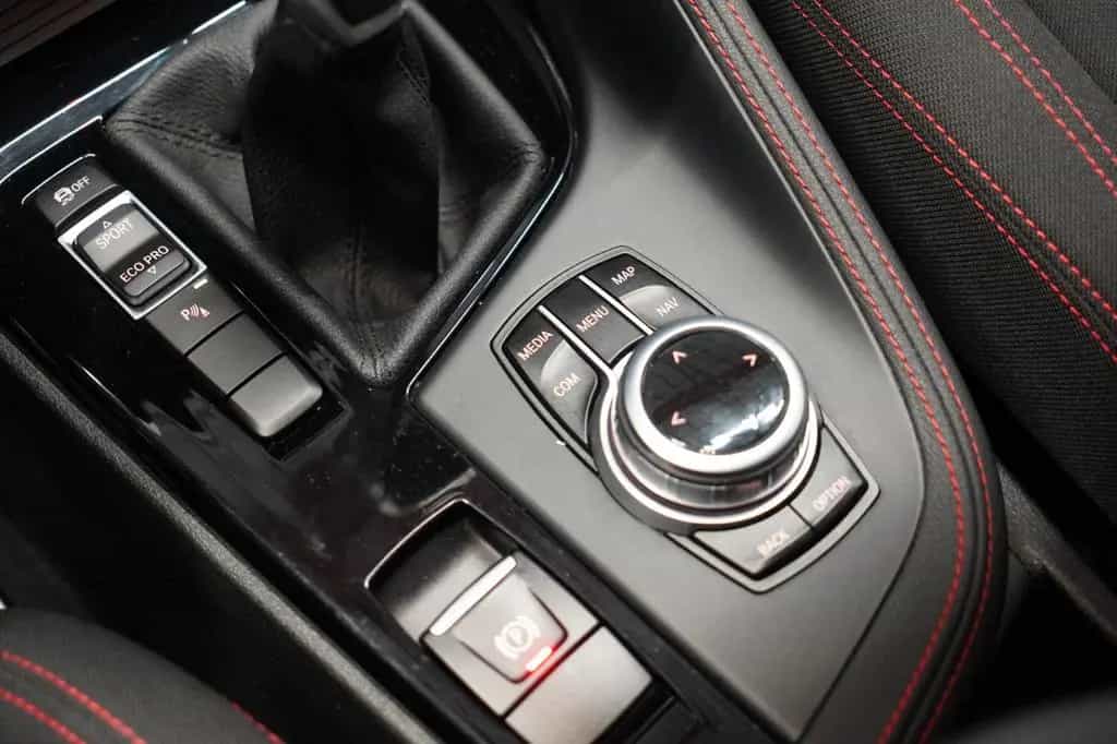 BMW X1 16d S-Drive 2.Hand*Unfallfrei*Navi*Sportsitz* 11/2017-photo-27
