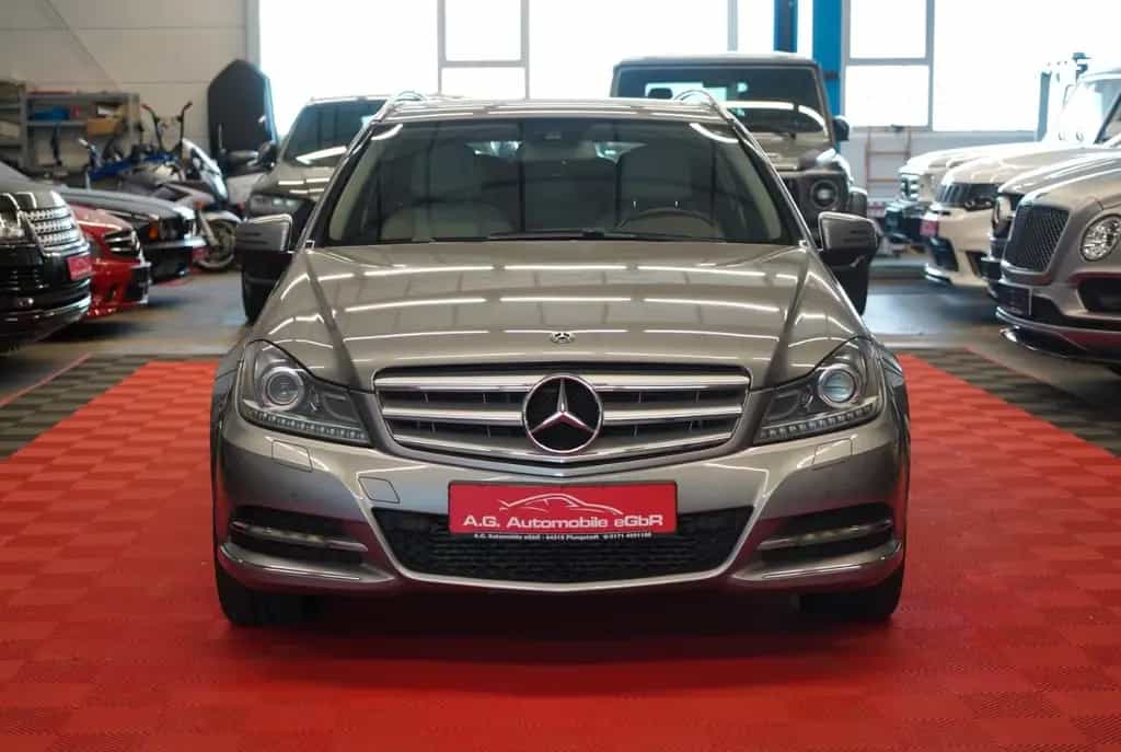 Mercedes-Benz C 250 C-250 T 7G*Aut.*2Hand*AHK*Sitzheizung* 11/2013-photo-1