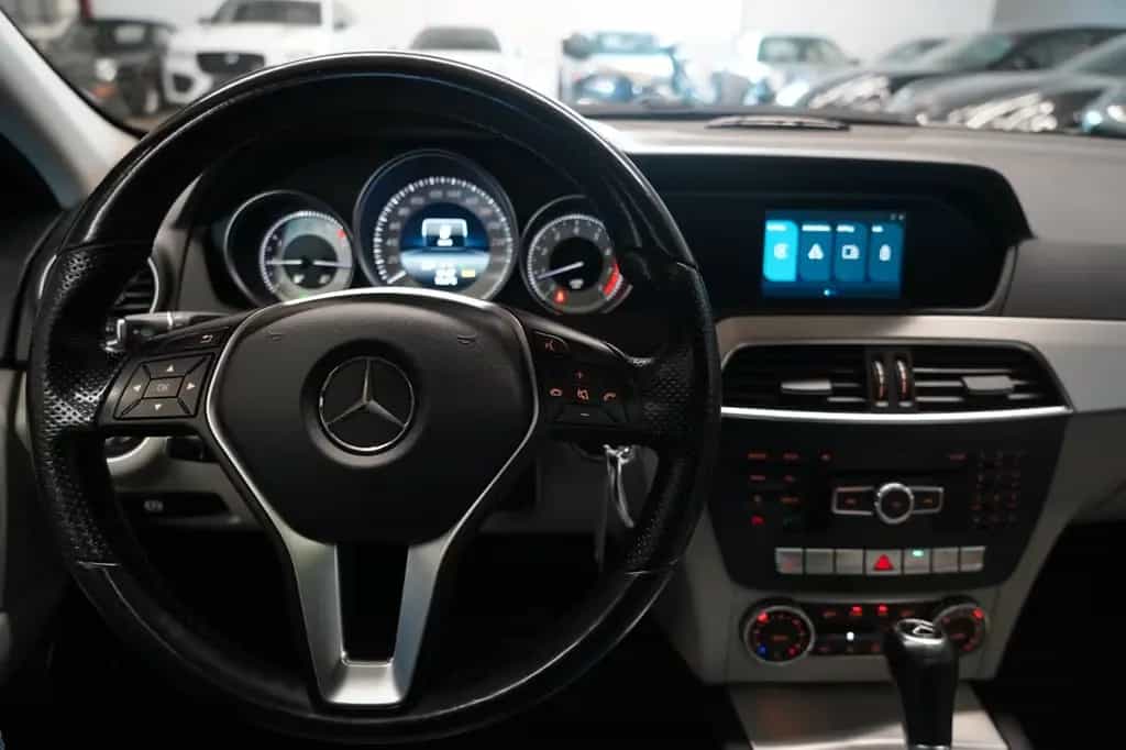 Mercedes-Benz C 250 C-250 T 7G*Aut.*2Hand*AHK*Sitzheizung* 11/2013-photo-16