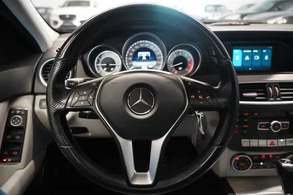 Mercedes-Benz C 250 C-250 T 7G*Aut.*2Hand*AHK*Sitzheizung* 11/2013-photo-17