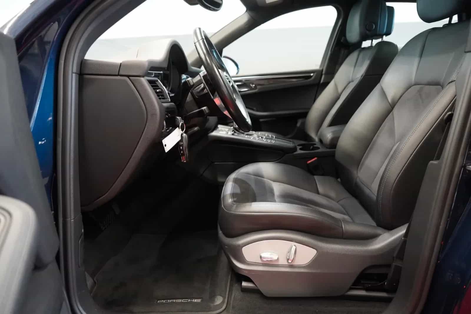 Porsche Macan 07/2015-photo-13