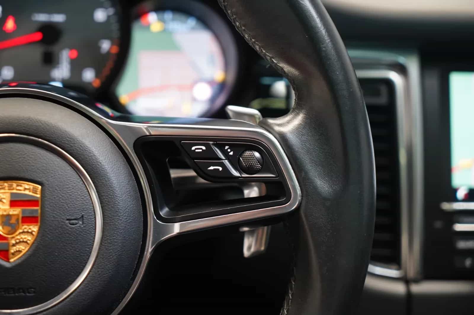 Porsche Macan 07/2015-photo-20