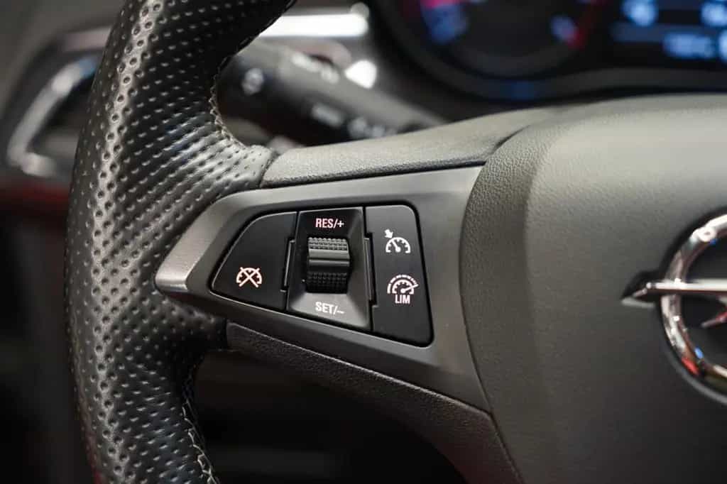 Opel Corsa E OPC 207 PS *Unfallfrei*Bi-Xenon*Temp* 01/2016-photo-21