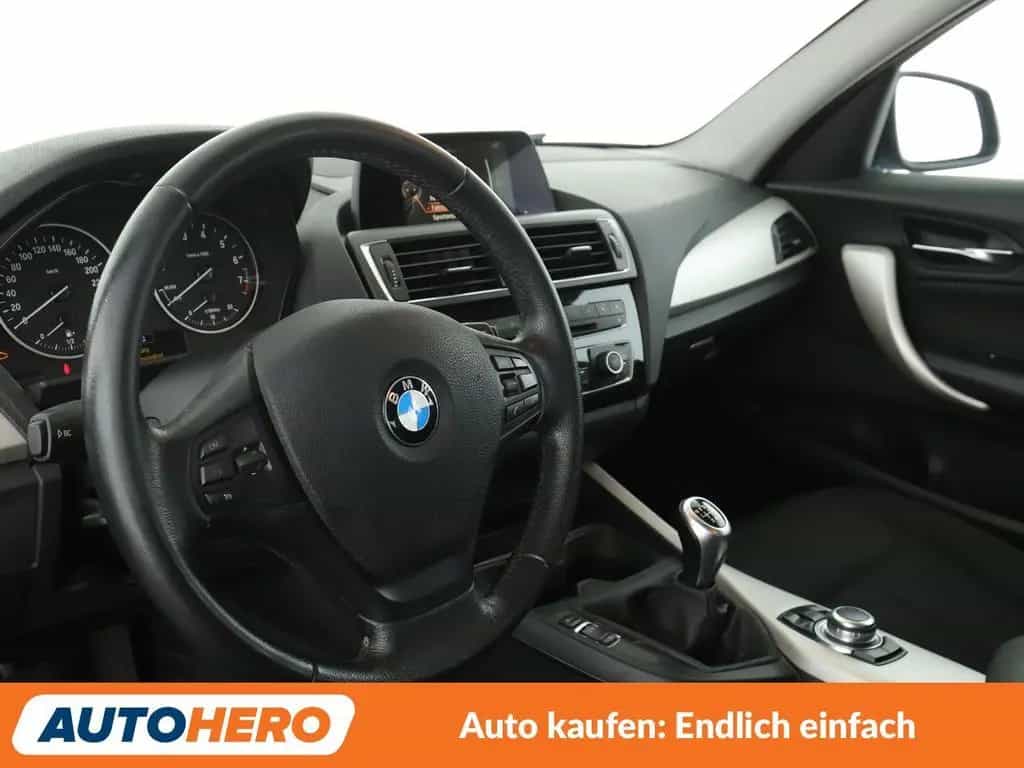 BMW 1 Series 118i Advantage*NAVI*TEMPO*PDC*SHZ*ALU* 03/2016-photo-10