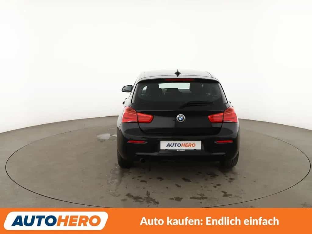 BMW 1 Series 118i Advantage*NAVI*TEMPO*PDC*SHZ*ALU* 03/2016-photo-4