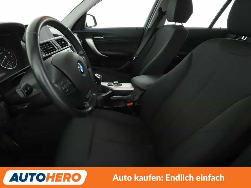 BMW 1 Series 118i Advantage*NAVI*TEMPO*PDC*SHZ*ALU* 03/2016-photo-9