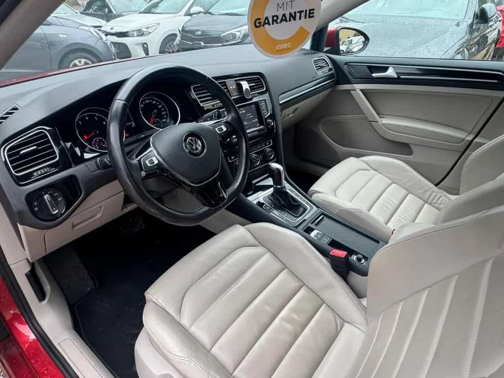 Volkswagen Golf VII Lim. Highline BMT*Bi Xenon*LEDER*SHZ*MF 02/2015-photo-10