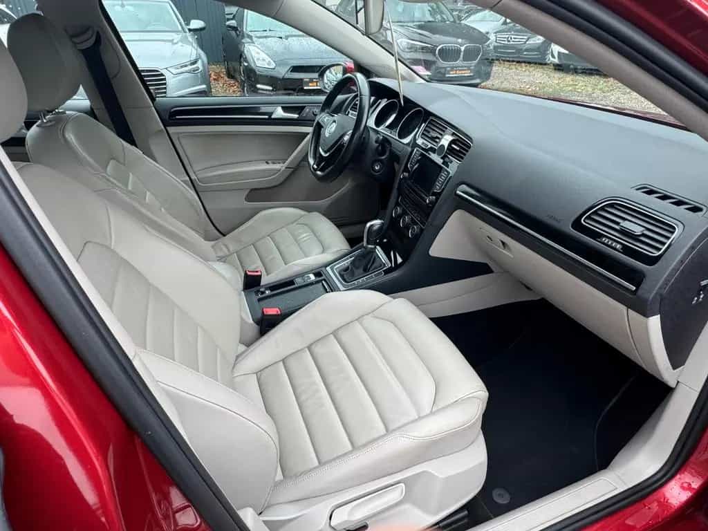 Volkswagen Golf VII Lim. Highline BMT*Bi Xenon*LEDER*SHZ*MF 02/2015-photo-14