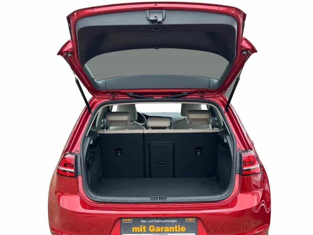 Volkswagen Golf VII Lim. Highline BMT*Bi Xenon*LEDER*SHZ*MF 02/2015-photo-44
