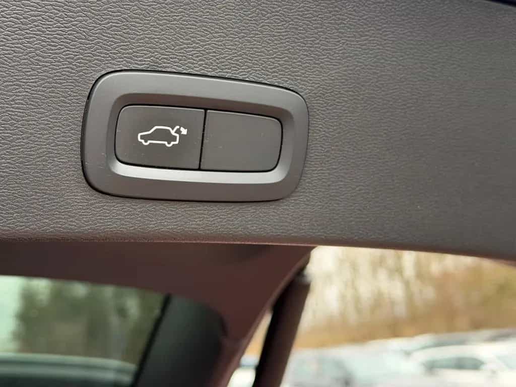 Volvo XC40 T4 Momentum AWD *Nav*Totwinkel*AHK*LED*360° 11/2018-photo-23