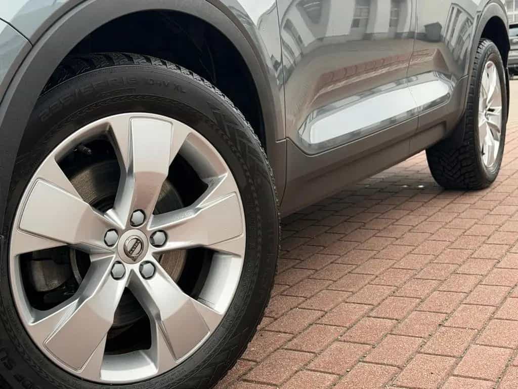 Volvo XC40 T4 Momentum AWD *Nav*Totwinkel*AHK*LED*360° 11/2018-photo-8