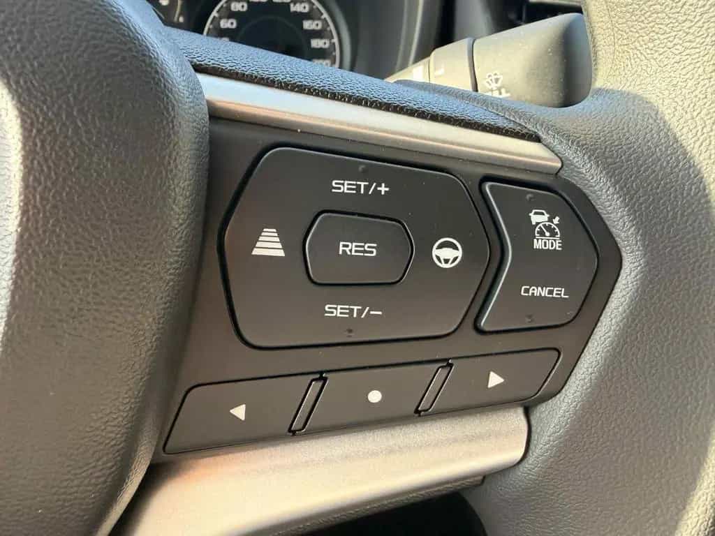 Isuzu D-Max Space Cab Automatik 1.9 L 120kW null-photo-16