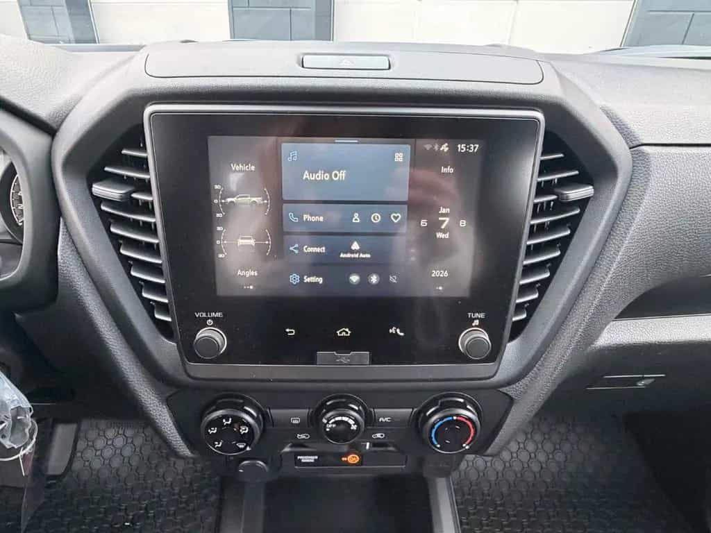 Isuzu D-Max Space Cab Automatik 1.9 L 120kW null-photo-19