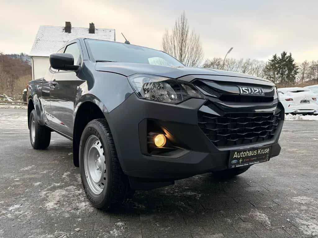 Isuzu D-Max Space Cab Automatik 1.9 L 120kW null-photo-2