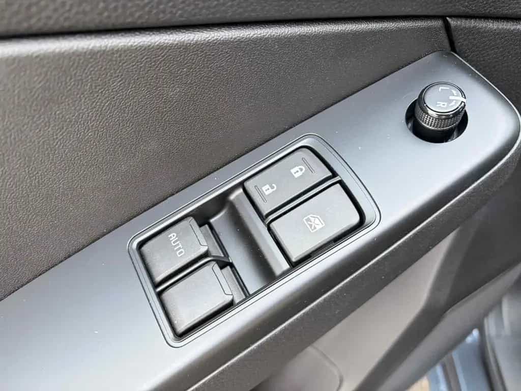 Isuzu D-Max Space Cab Automatik 1.9 L 120kW null-photo-22