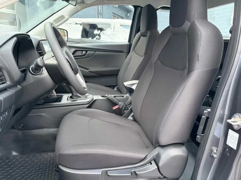 Isuzu D-Max Space Cab Automatik 1.9 L 120kW null-photo-23