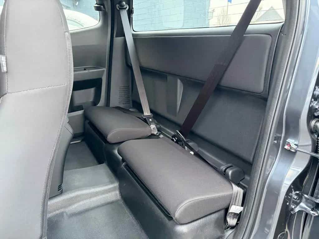 Isuzu D-Max Space Cab Automatik 1.9 L 120kW null-photo-26