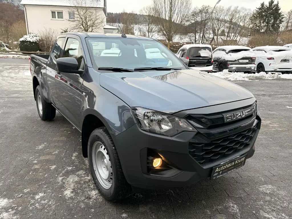 Isuzu D-Max Space Cab Automatik 1.9 L 120kW null-photo-5