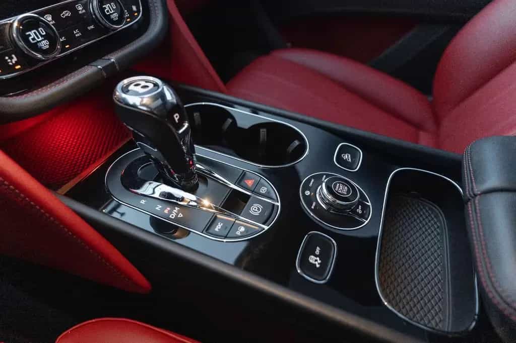 Bentley Bentayga V8 HUD 360° MASSAGE ACC TOTW 11/2018-photo-12