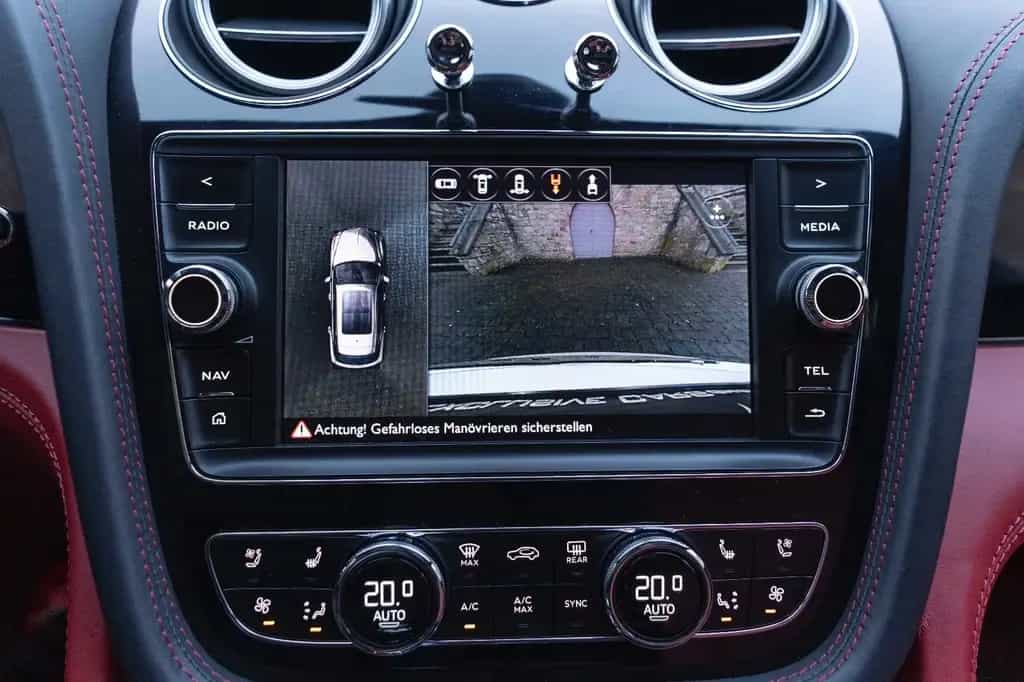 Bentley Bentayga V8 HUD 360° MASSAGE ACC TOTW 11/2018-photo-15