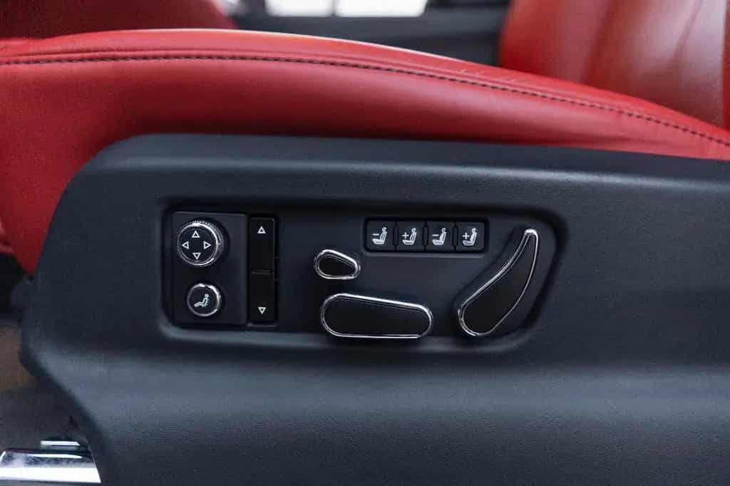 Bentley Bentayga V8 HUD 360° MASSAGE ACC TOTW 11/2018-photo-17