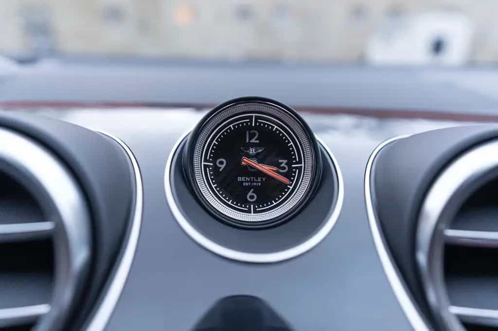 Bentley Bentayga V8 HUD 360° MASSAGE ACC TOTW 11/2018-photo-20