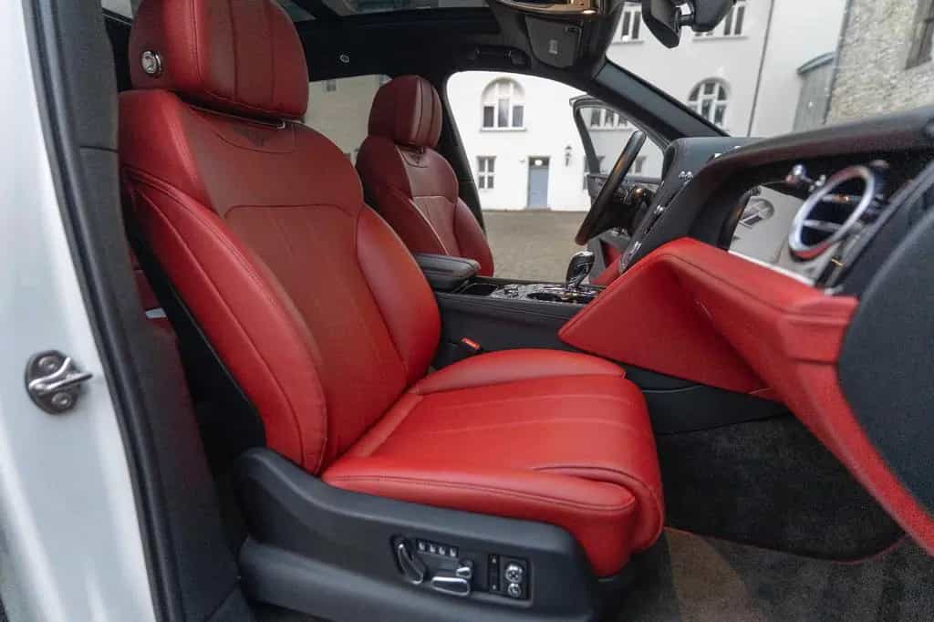 Bentley Bentayga V8 HUD 360° MASSAGE ACC TOTW 11/2018-photo-24