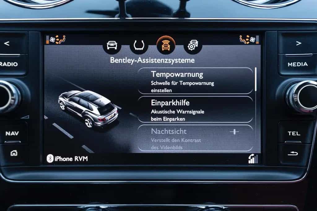 Bentley Bentayga V8 HUD 360° MASSAGE ACC TOTW 11/2018-photo-27