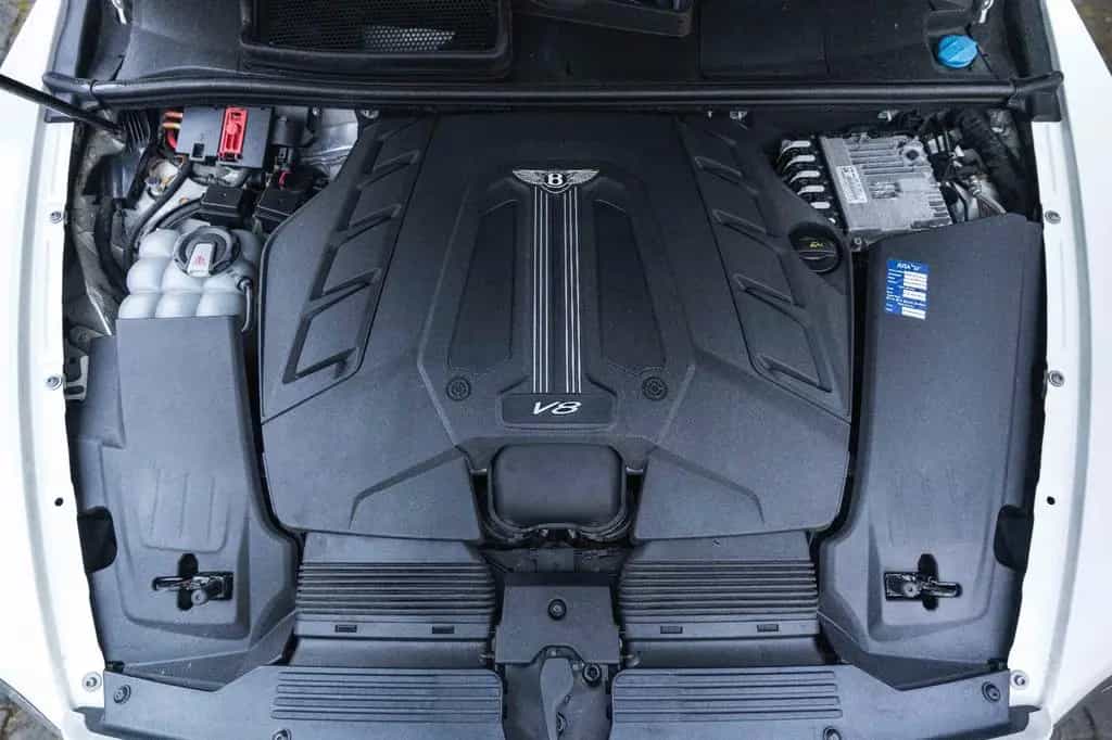Bentley Bentayga V8 HUD 360° MASSAGE ACC TOTW 11/2018-photo-35