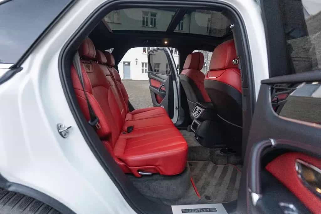 Bentley Bentayga V8 HUD 360° MASSAGE ACC TOTW 11/2018-photo-6