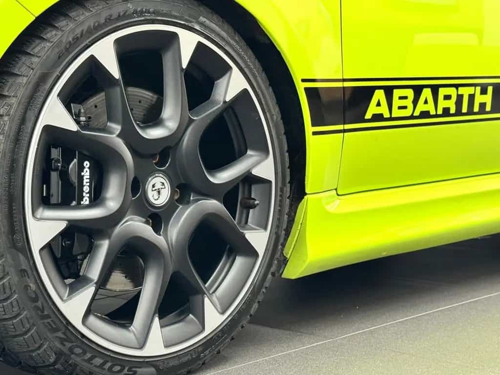 Abarth 595 Competizione Aut./Verde Adrenalina/Der Beste 12/2020-photo-7