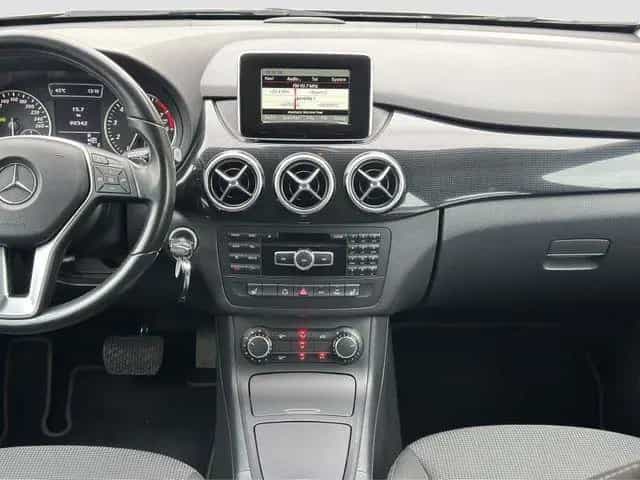 Mercedes-Benz B-Class 180 7G-DCT Automatik *Garantie* 05/2014-photo-13