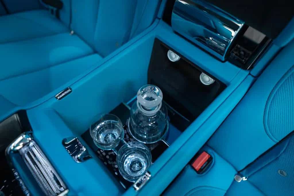 Rolls-Royce Cullinan Series II 2026 GREY/TIFFANY 4 SEATS 01/2026-photo-24