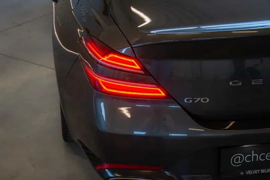 Genesis G70 Sedan/180kW/Vent. seats/HUD 09/2022-photo-11