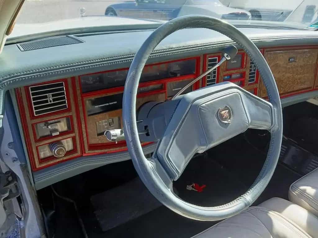 Cadillac Seville GUCCI 06/1980-photo-9